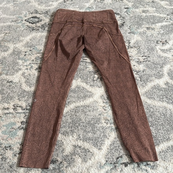 Lululemon Fast and Free Tight 25" Ice Dye *Non-Reflective
Ice Wash Brown Earth - Picture 4 of 8